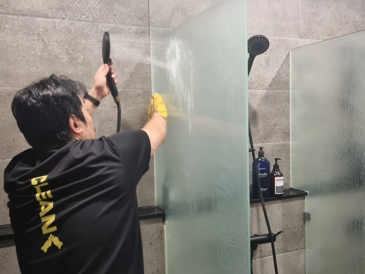 장수군 장계면 건물 세면대·파우더룸 바닥 위생청소 사례 - 행진크린